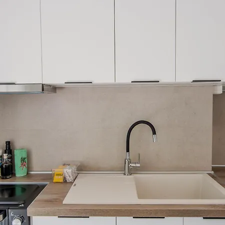 Petit Filippe Lux Ionian Aura By Keyplanner Áno Garoúna