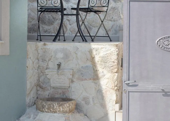 Petit Filippe Lux Ionian Aura By Keyplanner *