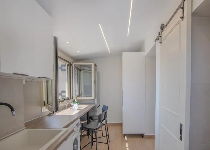 Petit Filippe Lux Ionian Aura By Keyplanner *