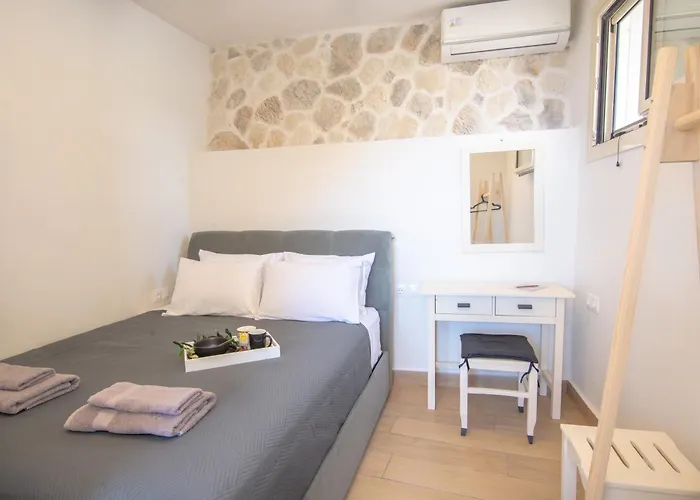 Daire Petit Filippe Lux Ionian Aura By Keyplanner *